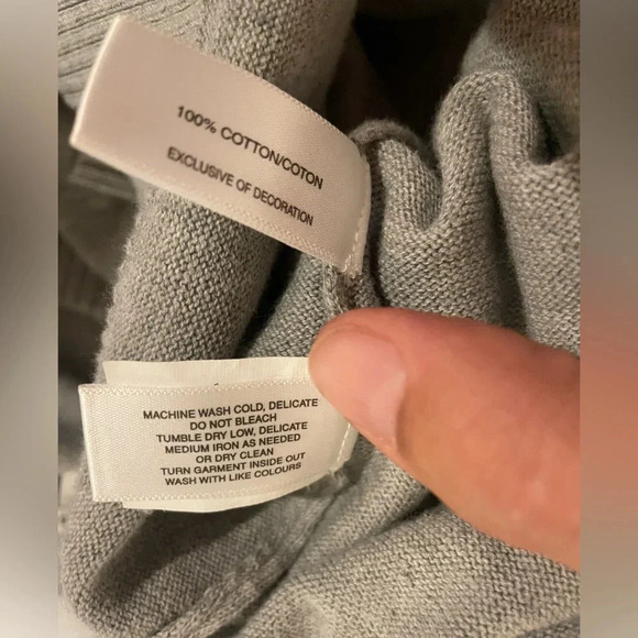 Cutter and buck size small grey cardigan with 2 way zipper - Picture 3 of 8